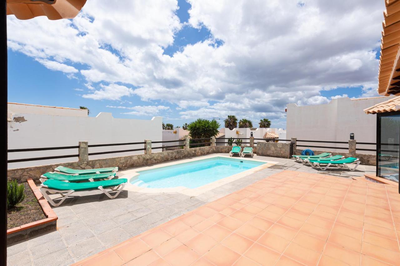 Homeforguest Villa Lobos Con Piscina Privada Caleta De Fuste Exteriör bild