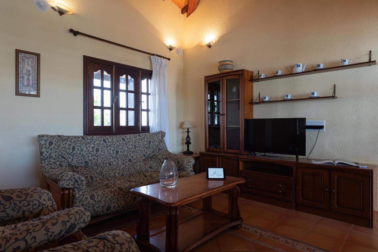 Homeforguest Villa Lobos Con Piscina Privada Caleta De Fuste Exteriör bild